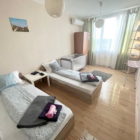 Airport Apartment 소피아 외부 사진